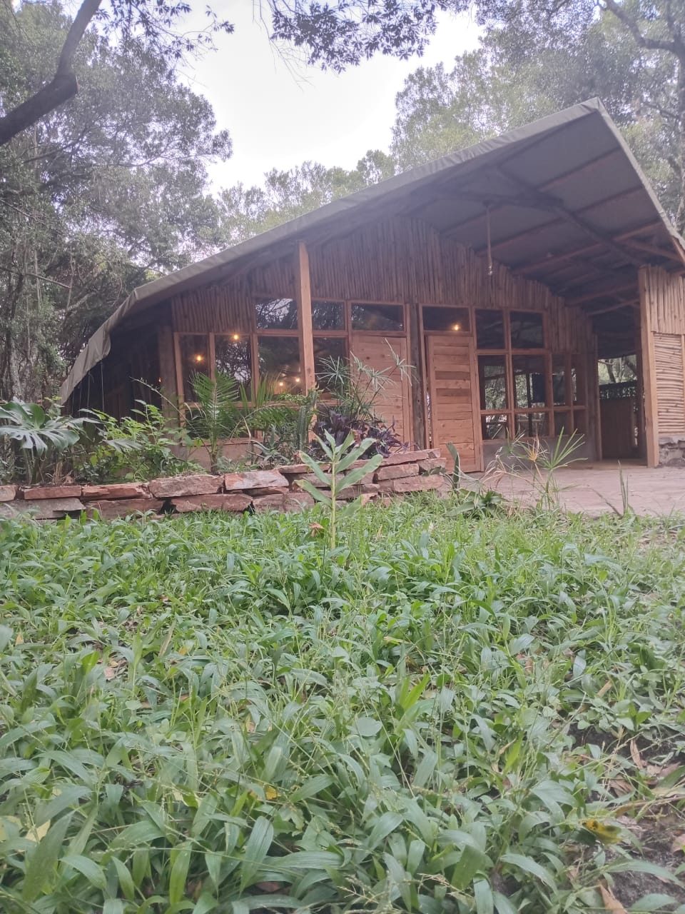 Olasur Mara mess hall among the trees